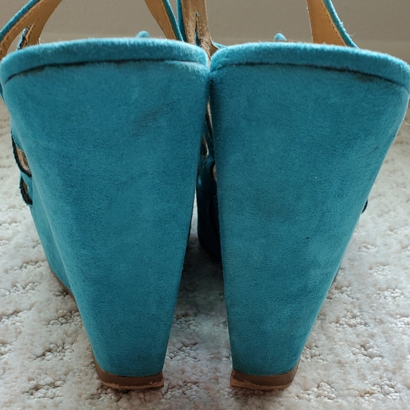 Nine West Teal Wedges - Picture 4 of 4